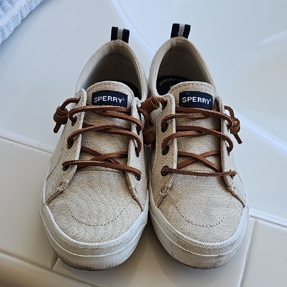 Sperry Tan Canvas Shoes with Brown Laces